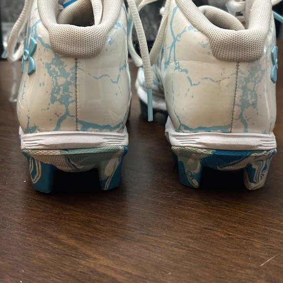 Under Armour Spotlight Franchise 4 RM JR AA Football Cleats 3027319 100 Kids 3Y - Picture 4 of 6